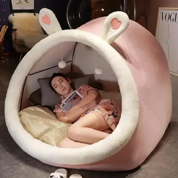 LARGE CARTOON STYLE PET NEST SUITABLE FOR LIVING WITH DOGS AND CATS - Image 4