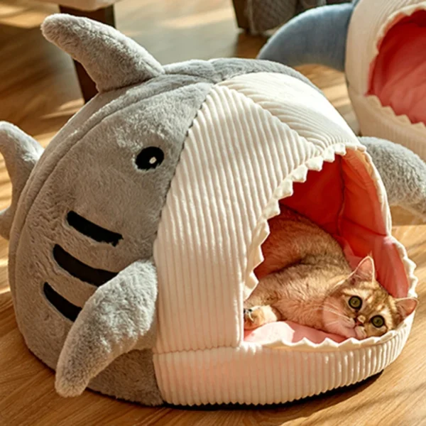PORTABLE WARM CAT BED WITH COZY TENT DESIGN - Image 3