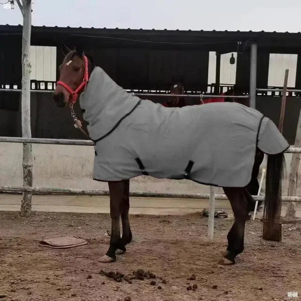 WATERPROOF HORSE BLANKET WITH NECK COVER - WINTER HORSE PROTECTION - Image 2