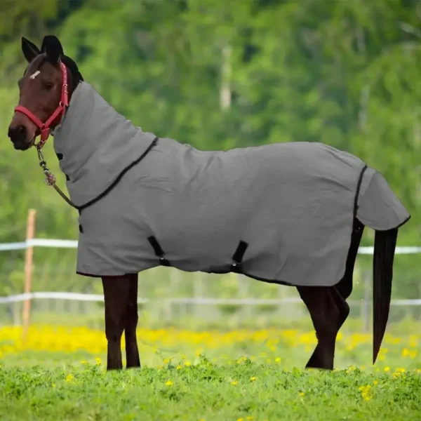 WATERPROOF HORSE BLANKET WITH NECK COVER - WINTER HORSE PROTECTION - Image 3